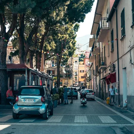 Blumarine Appartaments Penzion Paola